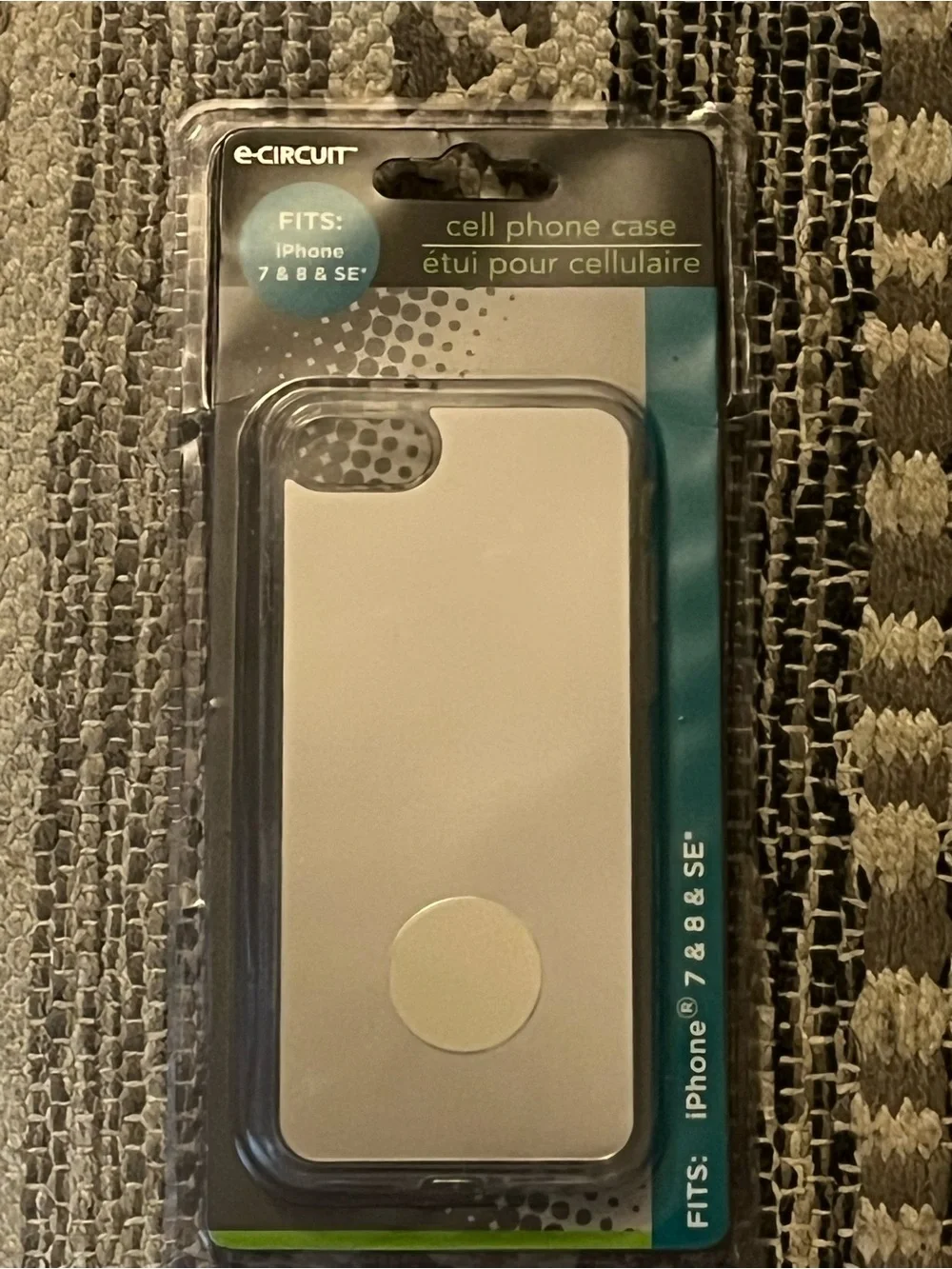 Silver Mirror iPhone 6/6s/7/8/SE Cell Phone Case